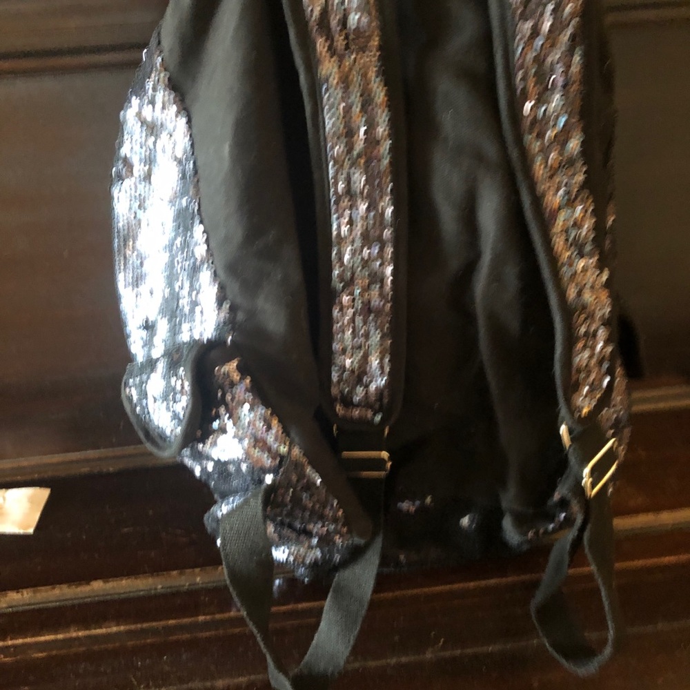 Black sparkle backpack - Picture 5 of 5